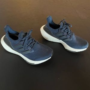 Adidas Ultraboost 21 Men’s Size 4